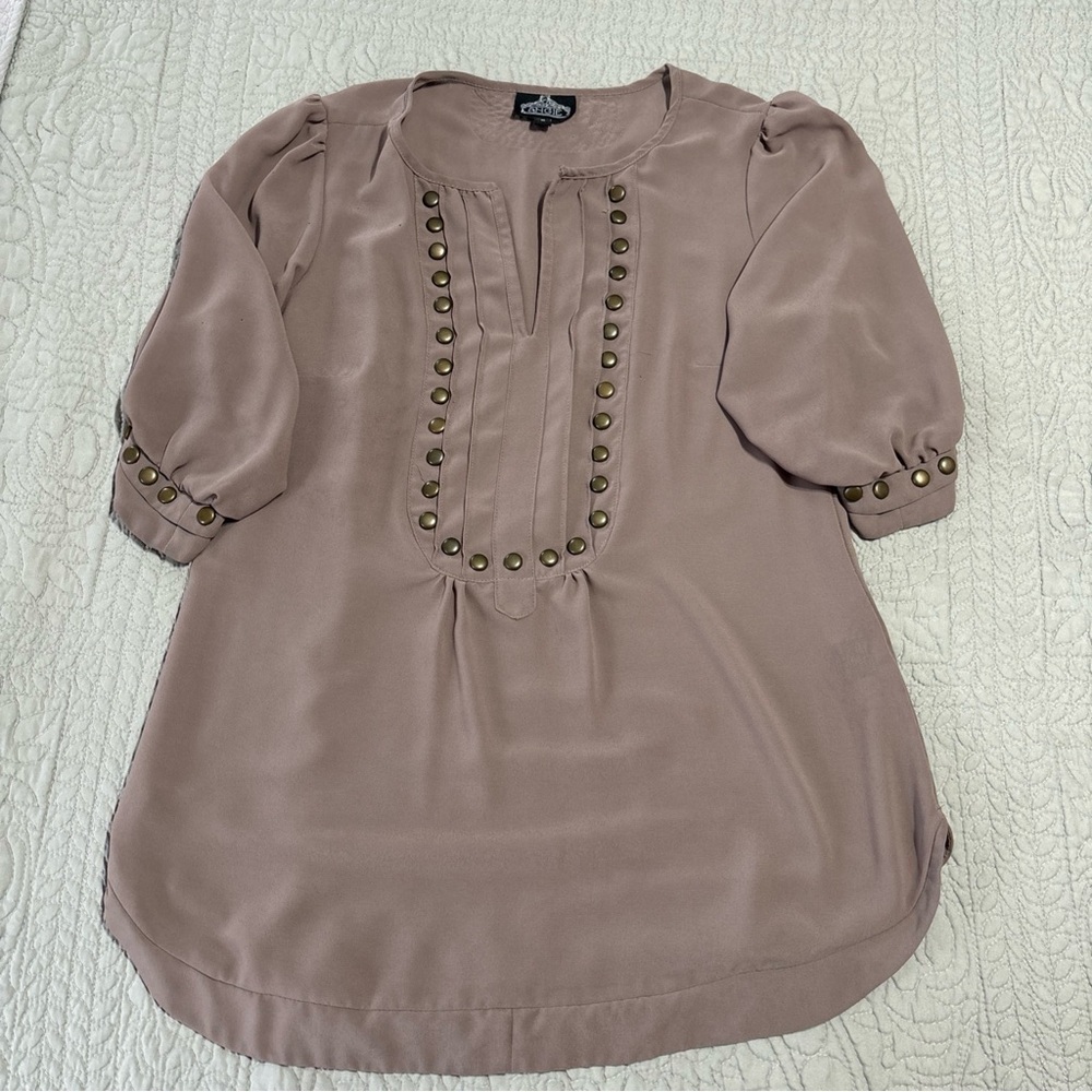 Women's Mauve Blouse with Button Detail